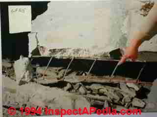 Earthquake damage photograph © Daniel Friedman at InspectApedia.com